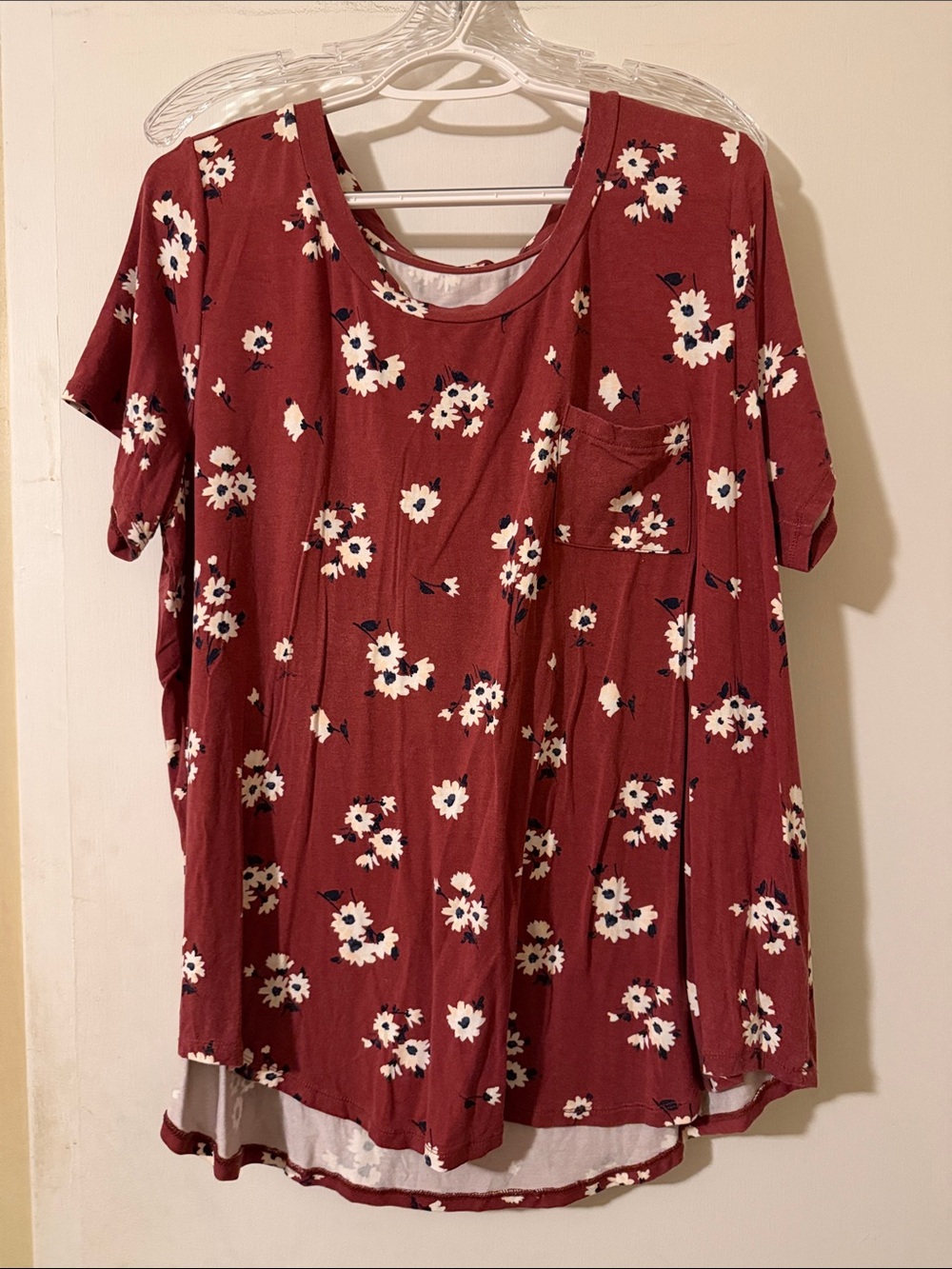 Market & Spruce Burgundy Floral Pocket Short Sleeve Tunic